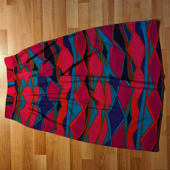 Vintage Dresses & Skirts - Vintage 80's colorful skirt with pockets by Collections Internationale